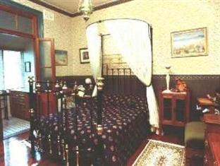Sirens Bed And Breakfast Катумба Екстериор снимка